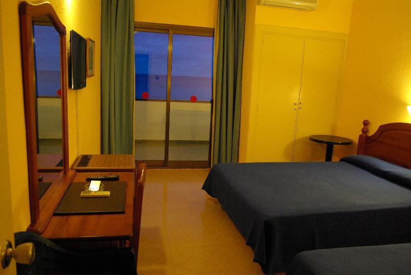 Medplaya Hotel Vistamar Costa Dorada 霍斯皮塔勒·德尔英福 外观 照片